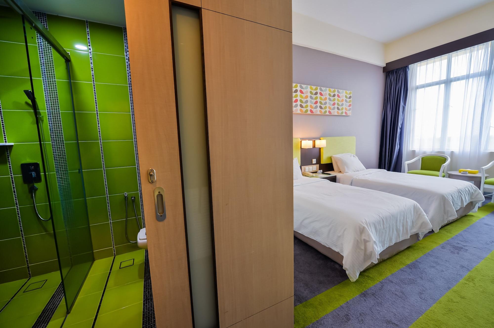 Mega View Hotel Kuantan Extérieur photo