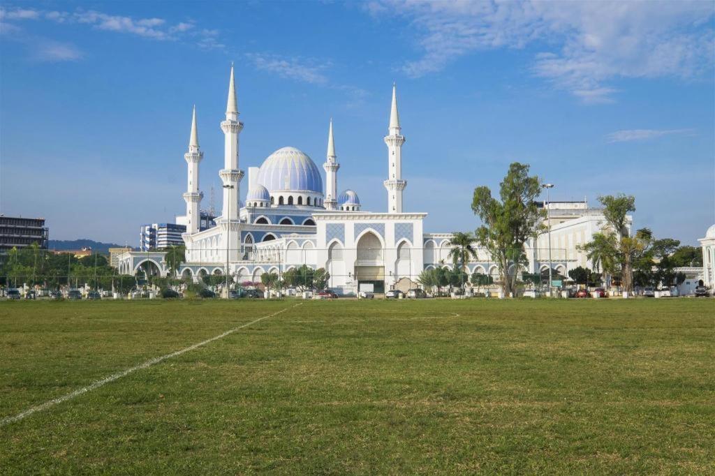 Mega View Hotel Kuantan Extérieur photo
