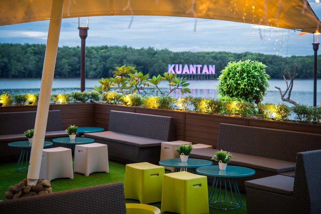 Mega View Hotel Kuantan Extérieur photo